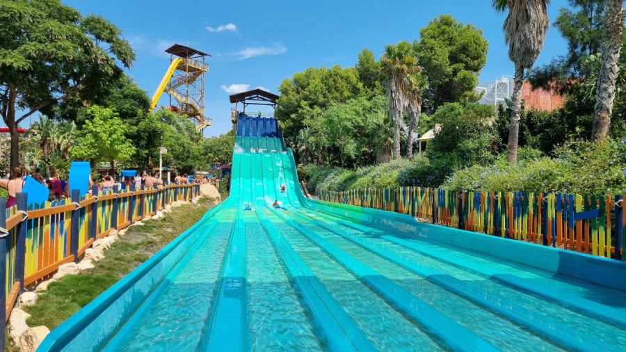 קוסטה בראבה ופארק אוונטורה